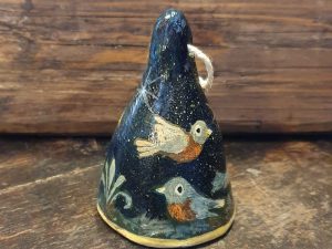 Campanella scura con uccellini 9x6 cm