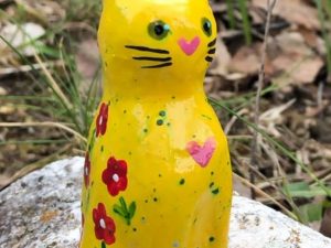 Gattino di ceramica giallo